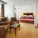 ホテル Kongresshotel Am Templiner