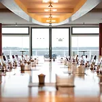 Kongresshotel Am Templiner 4*