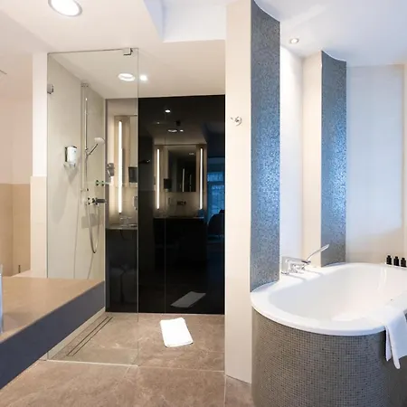 Kongresshotel Am Templiner 波茨坦