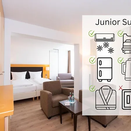 호텔 Kongresshotel Am Templiner 4*