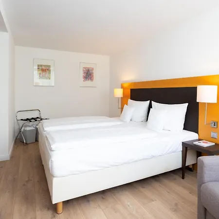 호텔 Kongresshotel Am Templiner