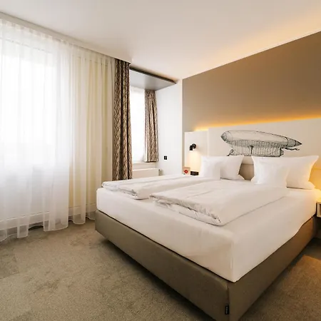 מלון Kongresshotel Am Templiner 4*