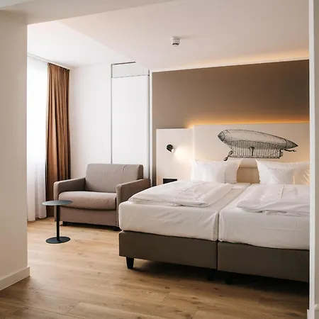 מלון Kongresshotel Am Templiner 4*