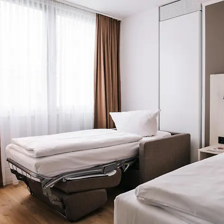 Kongresshotel Am Templiner 호텔
