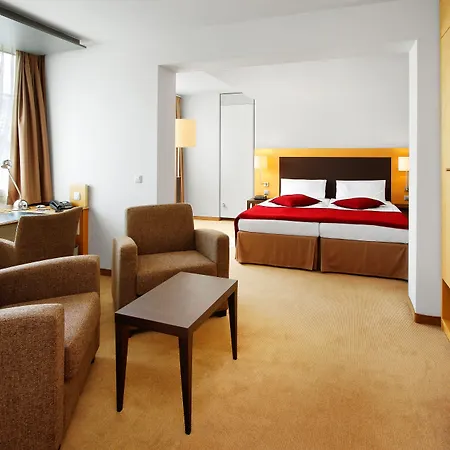 호텔 Kongresshotel Am Templiner