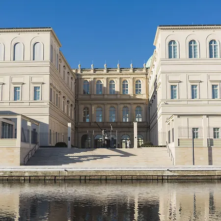 Kongresshotel Am Templiner 4*