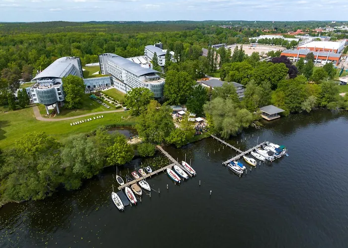 Kongresshotel Am Templiner 4* Potsdam