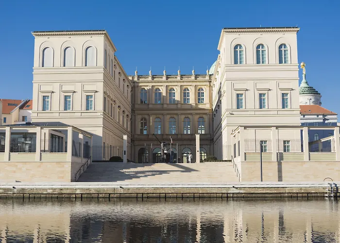 Kongresshotel Am Templiner 4*